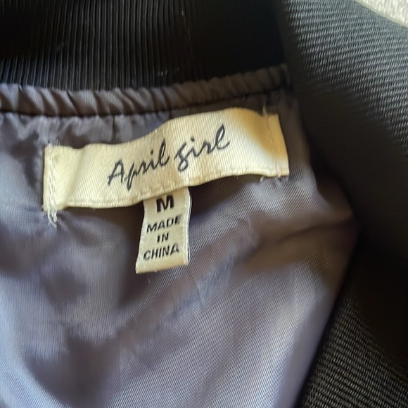 quilted black bomber jacket - Picture 2 of 4